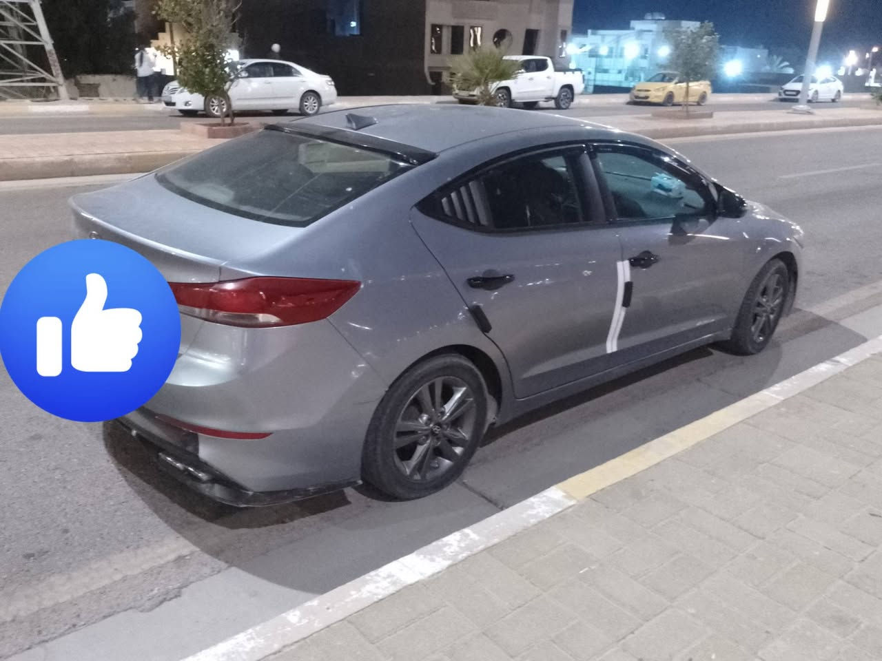 النتره امريكي 2017 رقم اربيل
لون سلفر
محرك 2000  بدون دوانز مامفتوح
رقم اربيل باسمي تحويل ثاني يوم
ماشيه 188
تبريد كيير  محرك مكفوله
ضرره مثل  مو واضح بالصور
للاستفسار ***********
