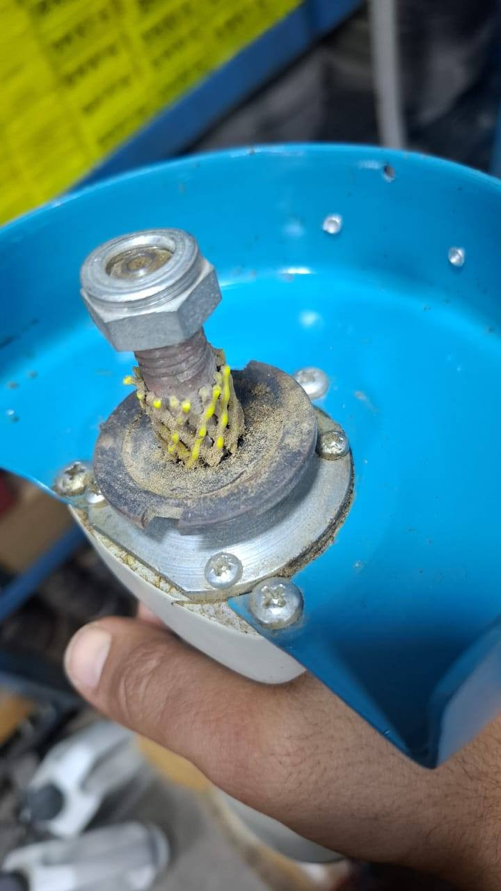 السلام عليكم رمضان كريم كوسره انكليزي غير مستعمله للبيع للاستفسار ***********ابوعلي
