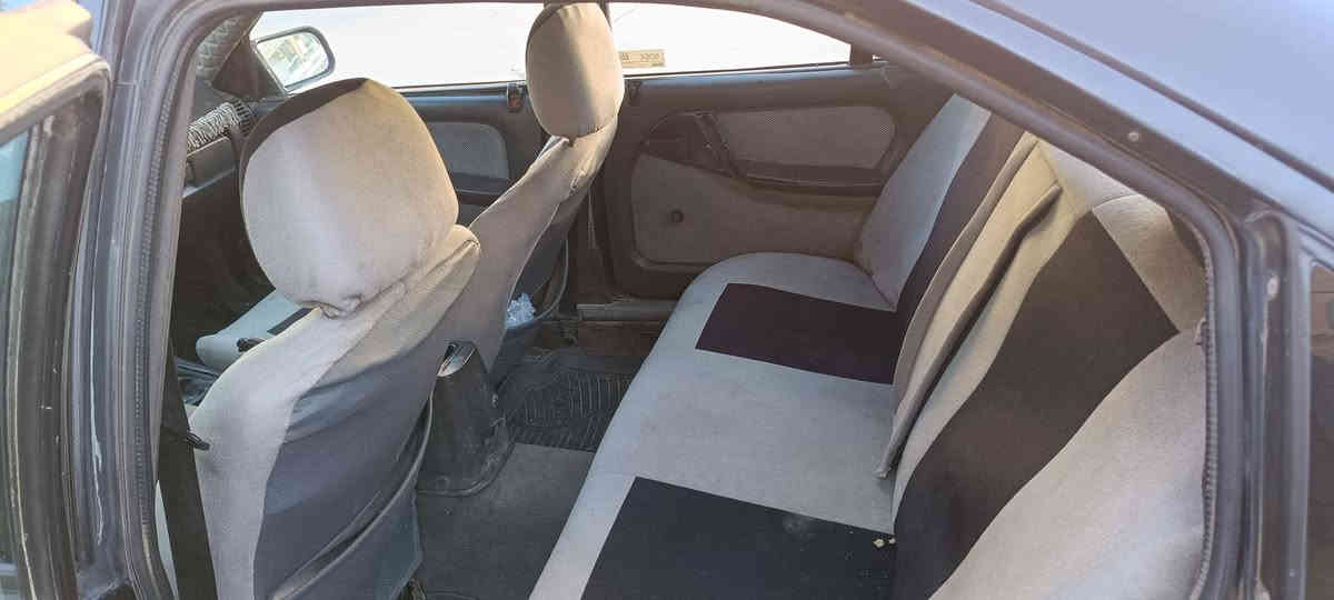 اوبل اوميكا محرك 20سنوي صاقط سنه موديل 1989سيار كيرومحرك شرط تحويل وكال شرط سعر 22شويه بي مجال *********** كركوك, العراق
