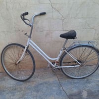 حجم ٢٨ • تاير أمامي يحتاج • مكينة خلفية تبديل