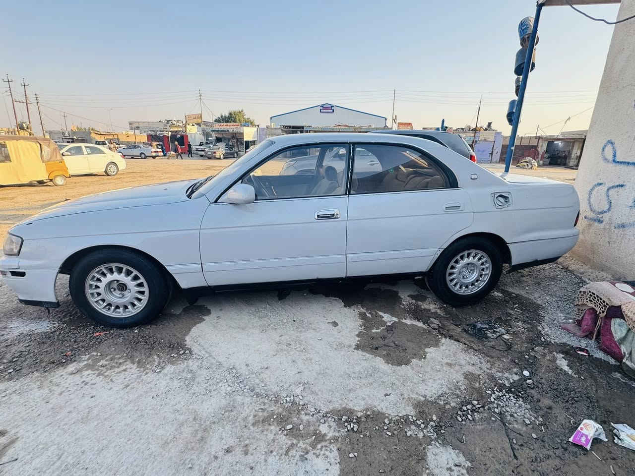 السلام عليكم بطه متصل للبيع موديل 1992 رقم انكليزي سنويه ل 2030  مشروع وطني  تحويل ثاني يوم  سياره مضبوغه جماليه كفاله من الكص والنقل والاصوليات السعر 38 وبيه مجال  المكان ناصريه قلعة سكر  ***********
