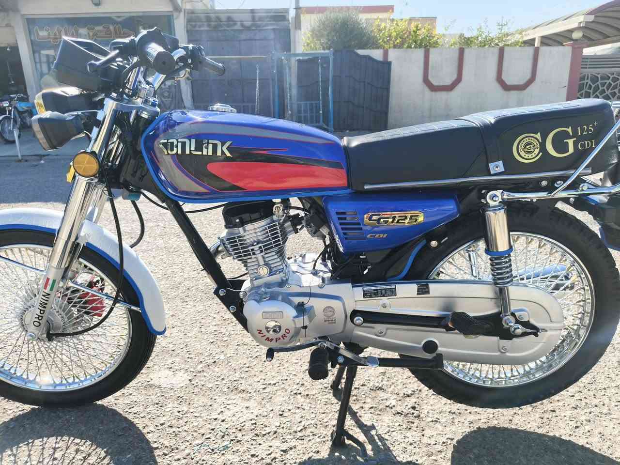 سلام عليكم دراجهه للبيع موديل 25 محرك كبس بشرط كهربائيات كلهه شغال اوراق كامل مامتواجد ع نت خابر ال رقم ***********📞🏍
