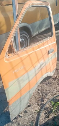 أبواب بيجو • قطع غيار • بابل