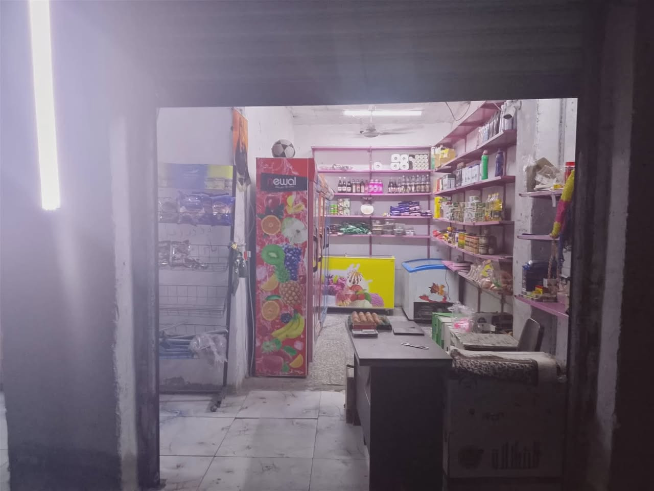 ‏‬‏مكلف بلنشر اسواق للييع منطقه زراعي حي اور مدخل مخبز الروعه شغاله خير من الله لكن ماكو احد متفرغلها بيها 5 عارضات عامودية ومجمدات عدد اثنين ورفوف وبطاعه مختلفه سعرها 5 ملاين وبيها مجال انا مكلف بلنشر الي حاب يستفسر اكثر يتصل بصاحبها ماعندي اي تفاصيل 
***********
