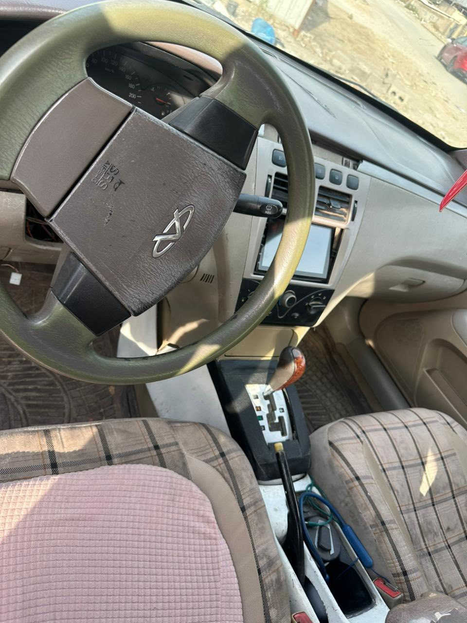 السلام وعليكم
للبيع شيري A5 رقم بغداد محور كير ومكيه كورلا سياره جاهزه ومرتبه سياره حلوه وخير من الله السياره عارضها ب38 وبيها مجال ***********
