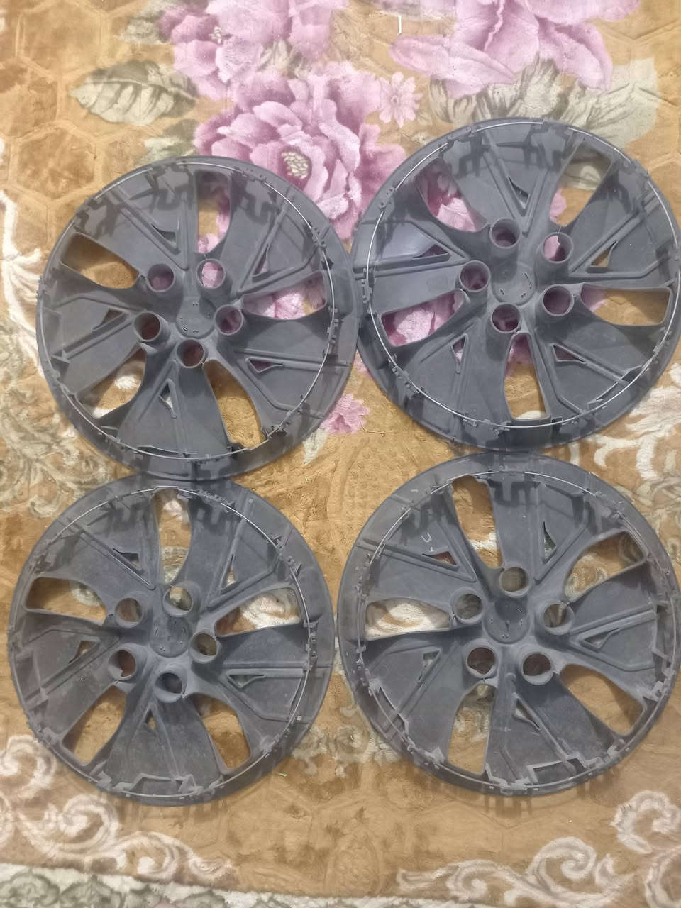 كبات نيسان التيما اصلي نظيفات شوفت عينك موجودات في كربلاء ابيعهن كلهن ما بيع مفرد سعرهن ورقة وبيهن مجال ***********
