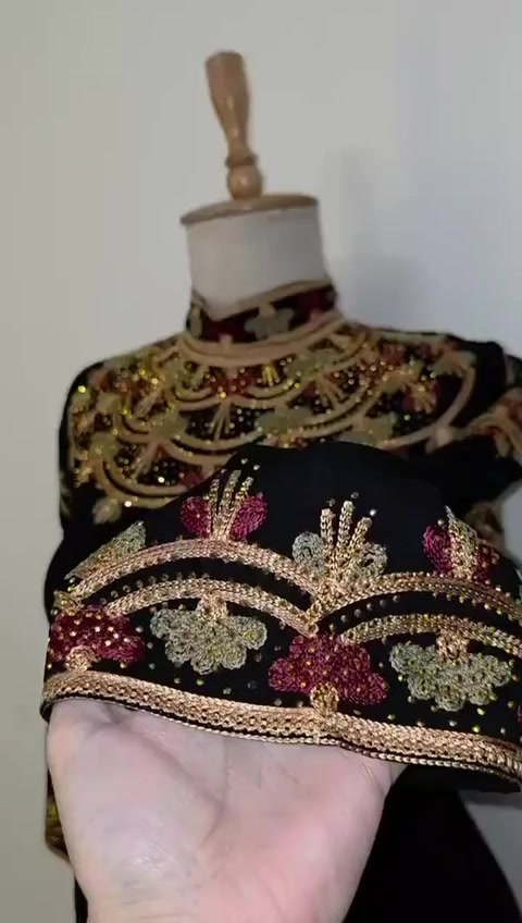 السعر فقط 16.000
قياسات :
L من وزن 50 إلى وزن 70
XL من وزن 75 إلى وزن 95
XXL من وزن 1


**إذا كنت صاحب هذا الإعلان وتريد حذفه لأي سبب، رجاءا أرسل رسالة إلى الدعم الفني**