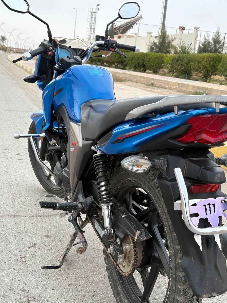 سلام عليكم 
هوجي دي كي للبيع 
مسجل وكامل سنويه 
موديل 21
ماطور بعده ع وضع الشركه مابي نقص برغي
محرك نعومه ونشاط 
السعر 17ونص بي مجال 
عنوان رأوه 
الاستفسار ***********
يرهم مراوس ويرهم بيع
