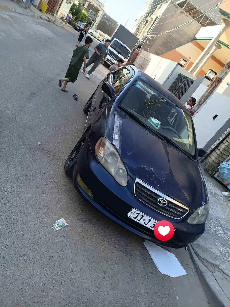 للبيع او اريد مراوس باحدث 
كورولا ٢٠٠٧ وارد كندي حادثها جاملغ الخلفي بدون دواخل السيارة لون نيلي وبيها جراد رقم بغداد دولي شرط التحويل كير محرك تبريد ثلج السيارة جاهزة حلوة مال جناي رقم الهاتف *********** المكان بغداد ابي غريب السعر الشراي يتصل مكلف بالنشر
