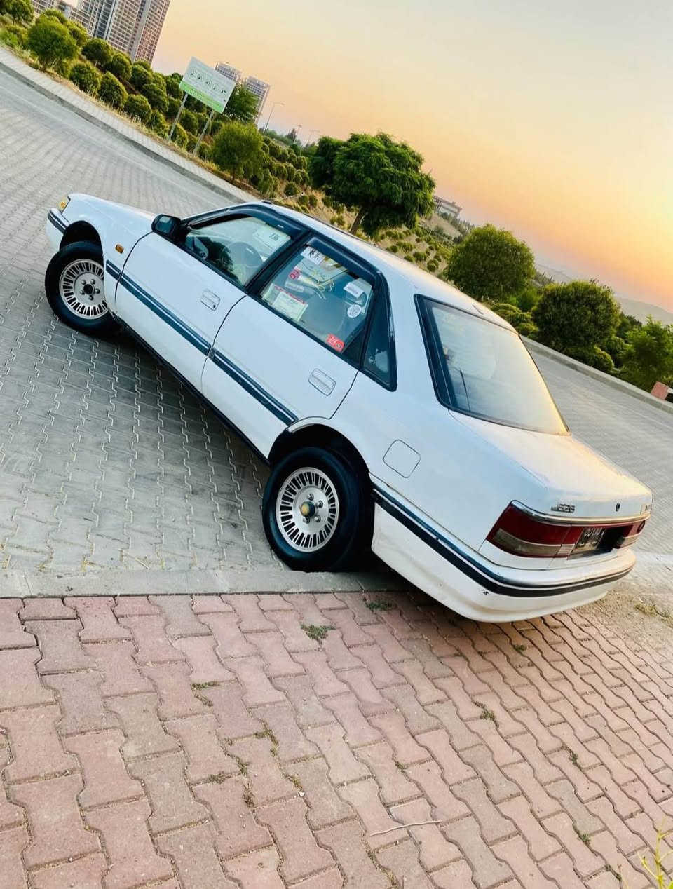 ​🚗 مازدا سندوق — بێ مەسرەف و ئامادەکراو بۆ لێخوڕین! 🚗
ئۆتۆمبێلێکی زۆر خاوێن و بێ کێشە، 

​📄 ئەوەلیات: بە شەرت.

​🔧 مەکینە: تازە گۆڕدراوە و لۆکی لۆکە (تەواو بێ کێشە).

​⚙️ گێڕ: بە شەرت، بەبێ هیچ خەلەل و عەیبێک.

​💡 ڕووناکی: لایتی زینۆن.

​🛞 تایە و ویل: ٤ تایە و ویلی تەواو نوێ و لۆک.

​ئۆتۆمبێلەکە یەک دینار مەسرەفی تێدا نەماوە و هەموی بە شەرت دەدرێت.

​💵 نرخ: ٢٣ وەرەقە ($2,300) — مەجالی معامەلەی تێدایە 

​📞 پەیوەندیکردن:

***********

