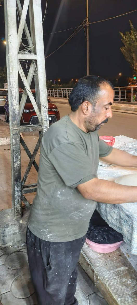 اللهم صلي على محمد وال محمد
في شهر رمضان المبارك شهر الطاعة والغفران
سوف يكون تواجدنا من الساعة الثالثة مساء حتى الساعة 
الثالثة والنصف فجرا بيع الخبز الحار سبع كرص بالف

جهة الشط بالقرب من حيدر عبسي ابو الكص  
جهة المضيف


**إذا كنت صاحب هذا الإعلان وتريد حذفه لأي سبب، رجاءا أرسل رسالة إلى الدعم الفني**