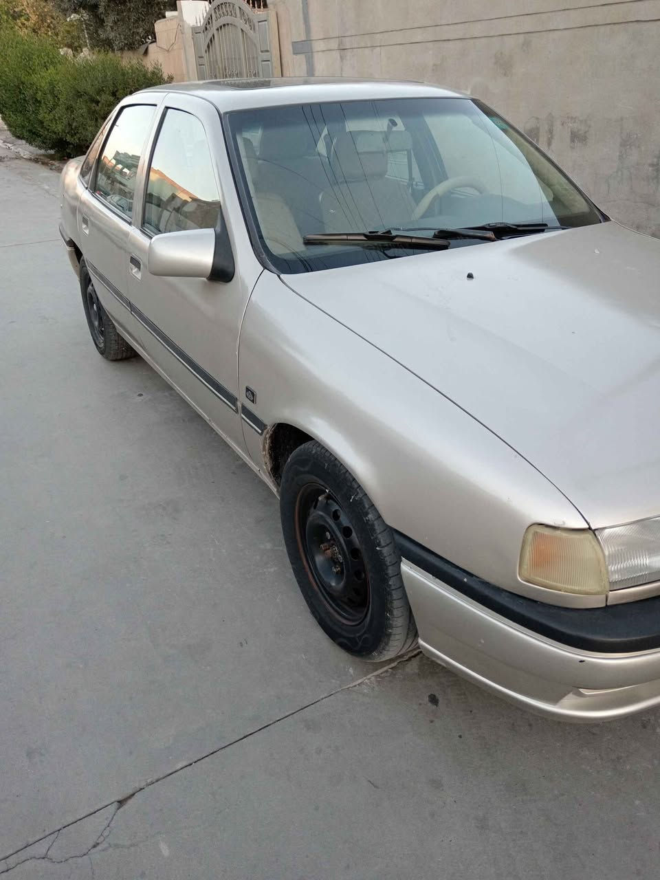 السلام عليكم اوبل فكترا حجم 18 رقم كركوك دولي بطاقة بانزين بيهه  صبغ جماليه بدون معجون بس هلال مصلح سياره جاهزه
***********
السعر ٤٧ مكاني كركوك كركوك, العراق
