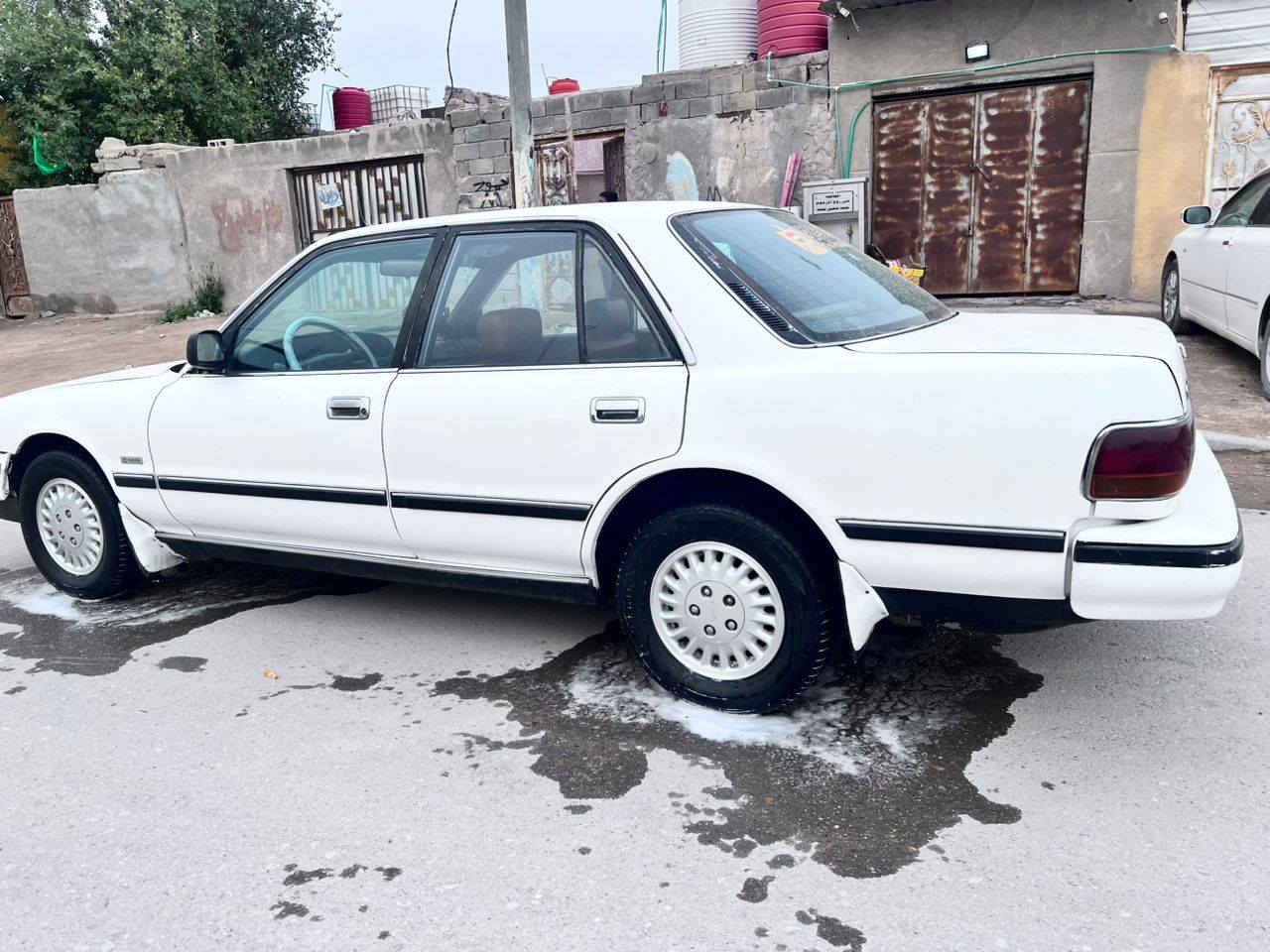 سلام عليكم ورحمه الله وبركاته سياره كروسيده يسره بلاد مكفوله منكلشي من الكصه و النقل و الضربه و الصوليات سياره مال جناي رقمه بغداد رعي سيارا يمي تبريد ثلج لحداديه 100 بلميه  العنوان البصره الزبير. السعر 60, ***********
