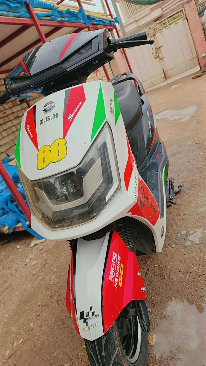 السلام عليكم 
للبيع دراجه شحن موشمة فول مواصفات 6 بطاريات حجم كبير سرعه 80 لايت عالي ناصي رزانة ومتانه وسرعه 
المكان كربلاء حي الموظفين 
السعر 450 وبيها مجال بسيط
الشراي يتفضل خاص


**إذا كنت صاحب هذا الإعلان وتريد حذفه لأي سبب، رجاءا أرسل رسالة إلى الدعم الفني**