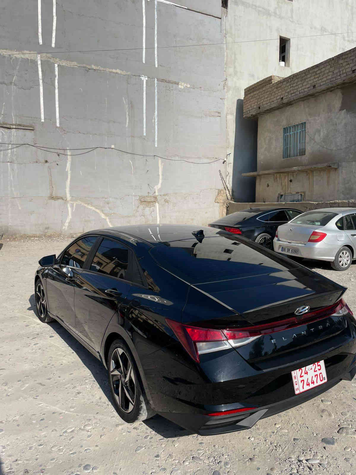 سياره موديل 23
سياره بيدون صبخ بدون يرباك 
سياره سعر 146 مجال 
سياره فول فول بس بيدون فتحه 
*********** زاخو
