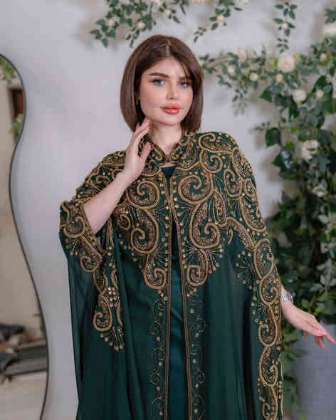 الاستفسار والحجز فقط واتساب+9647775744834
←بشت شيفون الأصلي👍
←فستان فيزون الأصلي 
 الحد وزن 120
💸السعر60 توصيل مجاني
