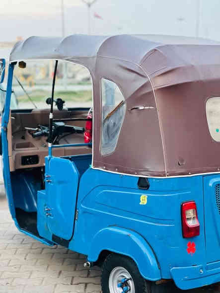 تكتك للبيع باجاج موديل 21 بسمي جاهزه مكاني بصره السعر 7 ونص.  ***********
