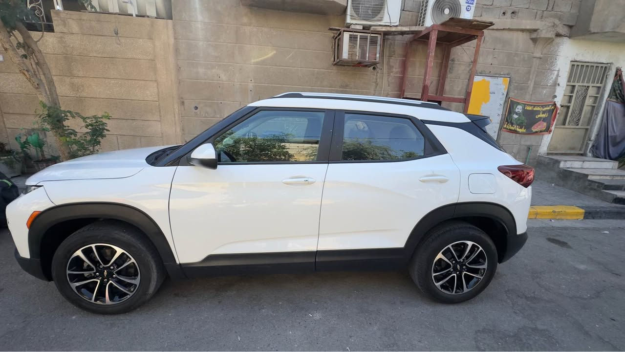 ‎السلام عليكم
‎تريل بلايزر  LT مديل  2024  
مرقمه وكامله ترقيم جديد بسمي
‎  مكينتها 3 سلندر 1300 تيربووو دفع رباعي
السياره جاهزه عله اخر حبايه ماشيه 27 الف كيلو 
مكينه وگير وتبريد وتدفئه وكهربائيات كله كفاله
نقص فقط كامرا خلفيه وبيه بارد بالجاملغ الايمن مامذكور بالسونار
‏(KL79MRSL9RB067704)هذا رقم الشاصي شوف الحادث مالتها والسياره بعد شوف العين
العنوان : البصره - القبله 
والسعر : 125 
رقم الهاتف : *********** البصرة, العراق
