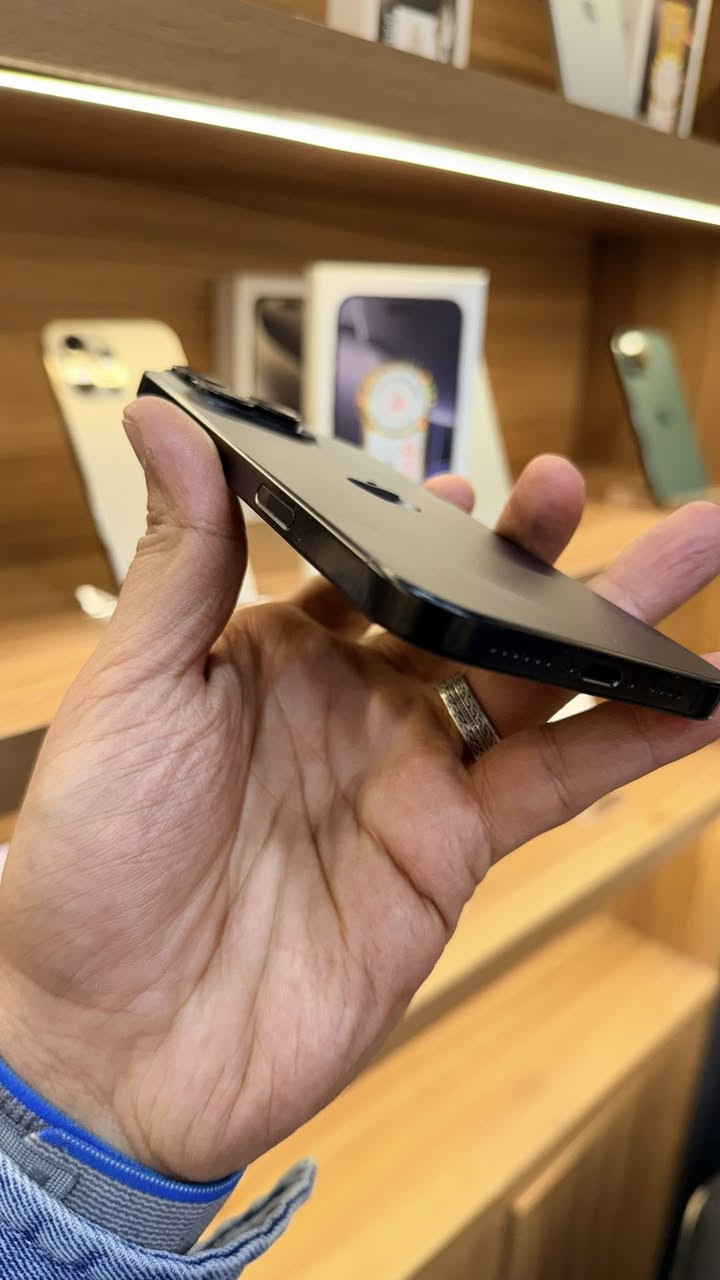 16 برو ماكس 
عربي شرق اوسط ABM
نظافة 100‎%‎ 
بطارية 100%‎ 
ضمان سنة 

العنوان :- النجف الاشرف - مجمع الشراع الترفيهي - مجاور مطعم الكلحة ..

للطلب والاستفسار ( *********** ) او مباشر على الصفحة
