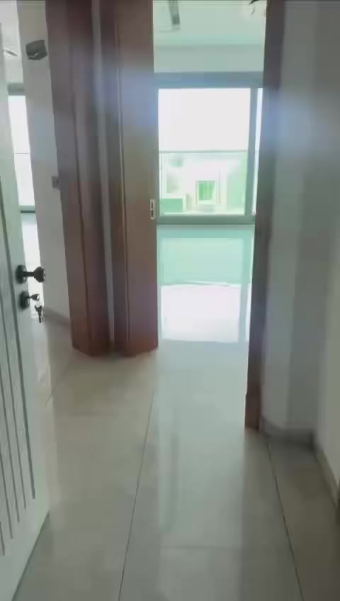 💠مجمع جوهرة المحيط
💠 شقة للايجار / مجمع جوهرة المحيط / الكاظمية

💠مساحة البناء 170 متر مربع مطلة على جهة البستان طابق الخامس

💠صالة واستقبال ومطبخ + 2 غرف نوم (  غرفه ماستر نظام سويت حمام كامل المحتويات) وغرفة نوم ثانية

💠 3 حمامات ( جميع الحمامات كاملة التاسيس)

💠كهرباء ٢٤ ساعة مع توفر مكان لوضع النفايات في كل طابق

💠 المجمع يحتوي على سكيورتي +جم +مسبح +سوبرماركت+مخبز+لوندري

💠نظام تدفئة وتبريد مركزي + موقف سيارة + نظام حريق + زجاج مزدوج عازل للصوت

💠المجمع يقع في بغداد / الكاظمية مدخل المحيط قرب بوابة بغداد ، خلف مرور الكاظمية بمحاذاة منطقة الطي

للاستفسار اكثر واتس اب :***********
