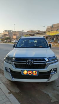 لاندكروزر • ٢٠٢١ • كفالة