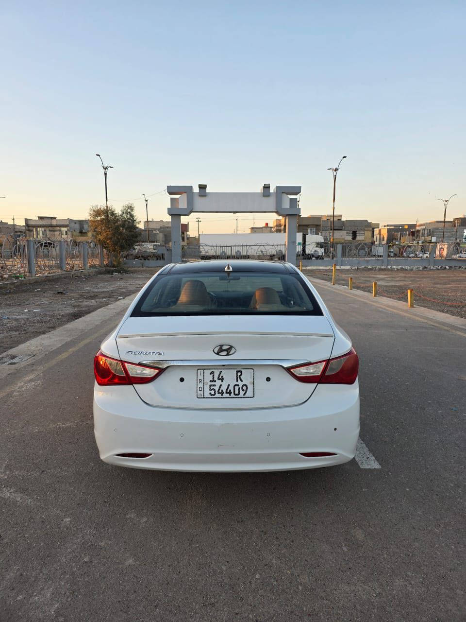 سوناتا مديل 11 فول مواصفات بنو رام تبريد خلفي كشنات كهرباء كفاله عامه من الضربة وتبديل وصبغ سياره جديده وجاهزة من كلشي مابيهه اي نقص محرك وكير وحداده وتبريد شرط الفحص رقم بصرة سنويه جديد سعر 110 هاتف *********** عنوان بصرة سياره وارد كوري
