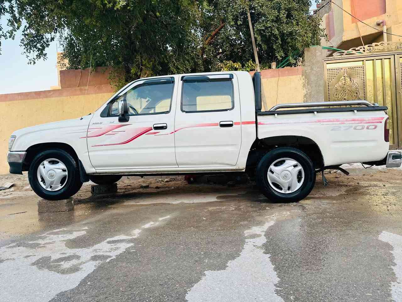 تيوتا موديل 2000 مكفوله  كير ومكينه خير من الله حداديه تخم تاير تبريد كهربائيات كلشي شغال بدون نواقص اربع جامات كهرباء سنويه ورقم نگليزي عماره بسمي مكان سياره النجف سعر 100 أستفسار واتساب ***********
