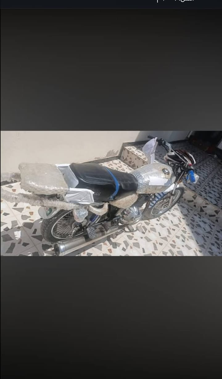 سلام عليكم يراني للبيع مكفول موديل 23
اوراقه موجوده السعر ٤٥٠ بيه مجال
***********
