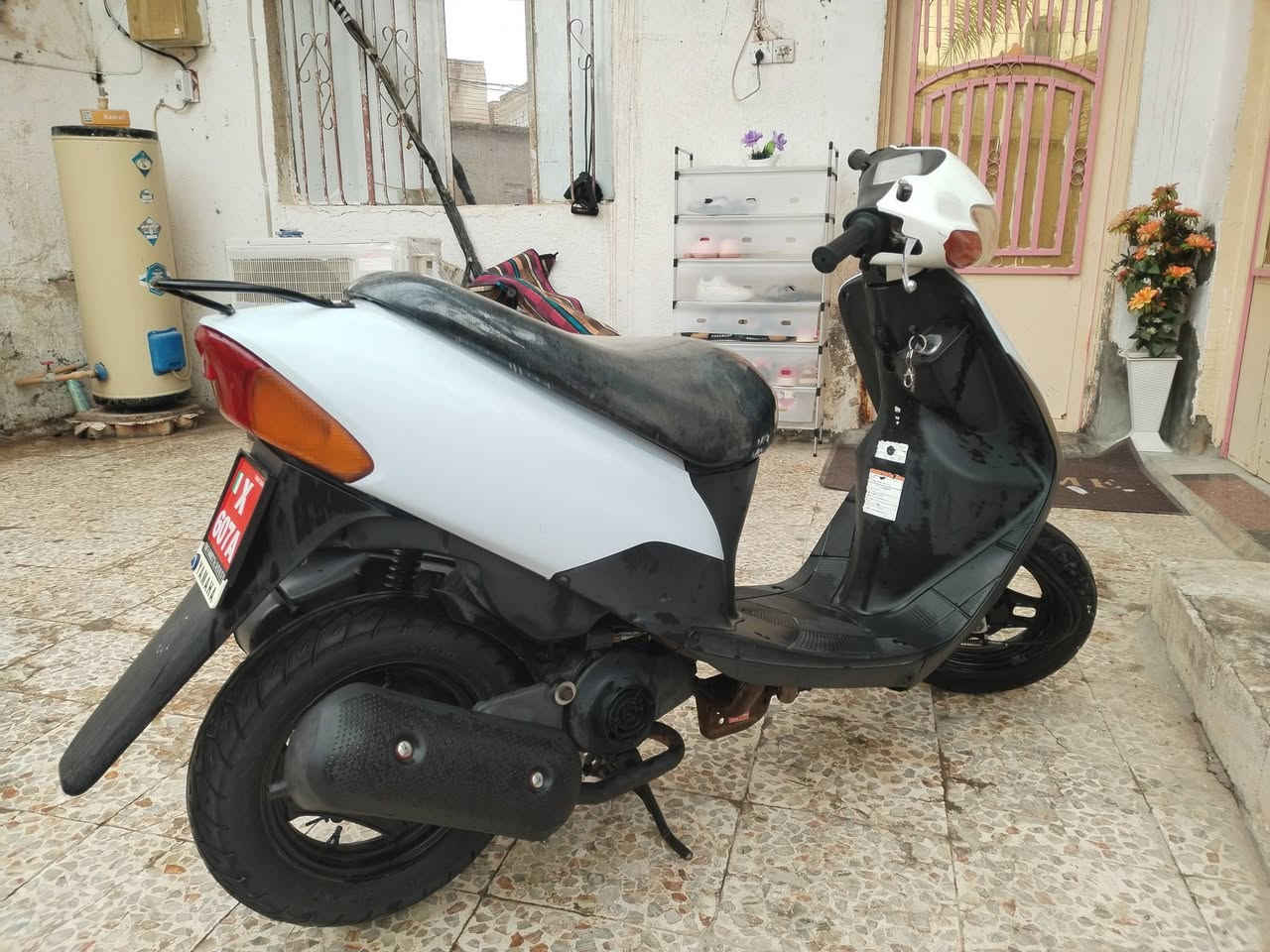 سازوكي رياضي جاهزه بدون اي نقص مكينه جديده ما مفتوحه شرط الفحص السعر ٤٠٠ قفل
***********
