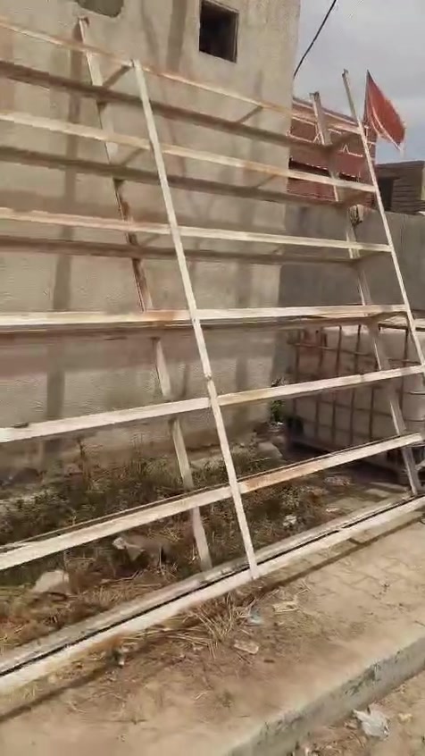 رفوف حديد ثقيل للبيع ***********
