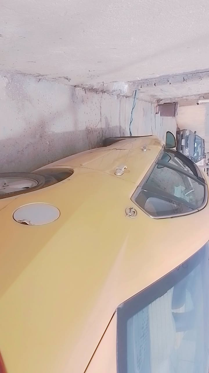 سلام عليكم امبالا ٢٠١١للبيع حادث جاملغ ربع باب سيارة بأسمي سنويه لحد ٢٠٣٠ مكينه جديدة صار شهر شادها هيئه وغرامه مصفره كيير جديد تخم تاير جديد باتري جديد  سياره صار ٨ سنوات ممشتغل عل خط   مستعجل للبيع سعر ٥٢ بي شويه مجال ***********
