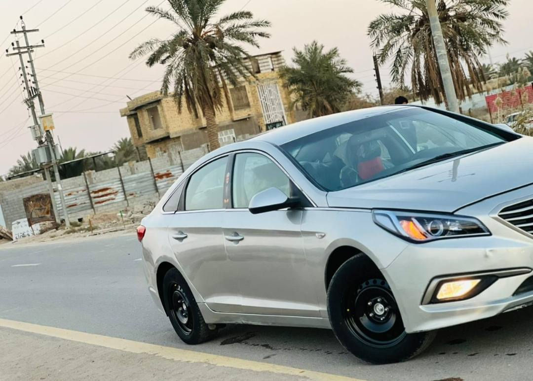 سوناتا 17
قران 48
مكينا 2000
السياره جاهزه 
مكان السياره البصره 
السعر 65
گصه جنطه 
***********
***********
