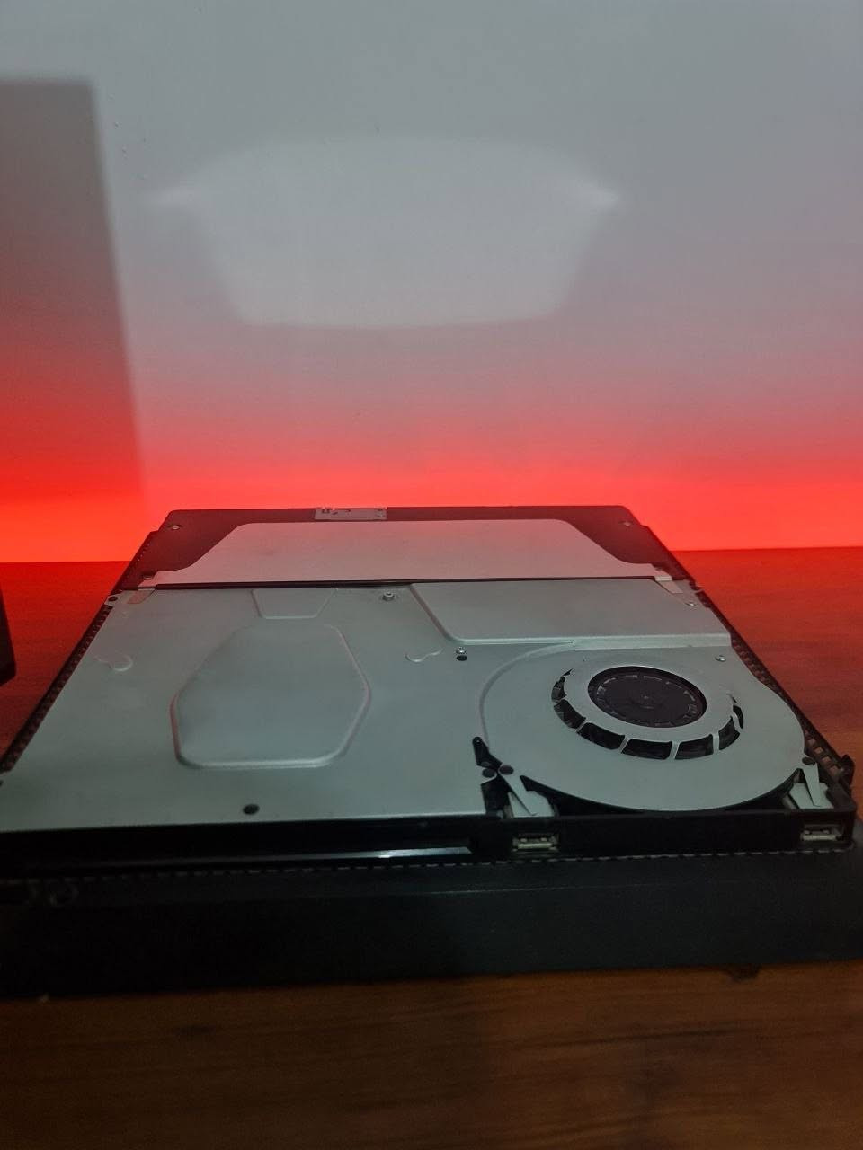 Ps4
السلام عليكم

 بلي4  [500]  *اونلاين* 
نظامة 12 يعني يتهكر عادي ، البلي على ايدي نظيف كُلش ممفتوح بس 
للتنظف ( الكفر الخارجي بس )

🛑 البلي ويا يدة تجارية ممفتوحة  و 4 اقراص 

Gta 
Moderna warfer 2019
Resident evil 7 
Resident evil 2

+ ups 850 بس بدون باتري 
كارتونتنة والكيبلات كله كاملة

  🔴السعر 220 الف
🔴مكاني بالحلة وعندي توصيل


**إذا كنت صاحب هذا الإعلان وتريد حذفه لأي سبب، رجاءا أرسل رسالة إلى الدعم الفني**