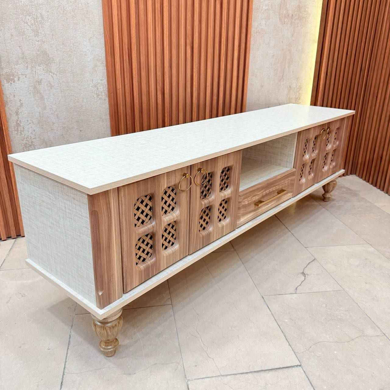 ميز بلازما 160 سم 
عمق 36 سم 
ارتفاع 50 سم 
السعر  130 بغداد, العراق


**إذا كنت صاحب هذا الإعلان وتريد حذفه لأي سبب، رجاءا أرسل رسالة إلى الدعم الفني**