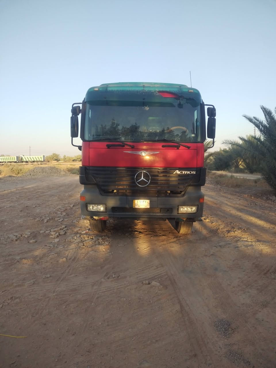 سلام عليكم للبيع اكتروز ٢٠٠٢ مكفولة كفالة عامة مابيهة نقص ***********
