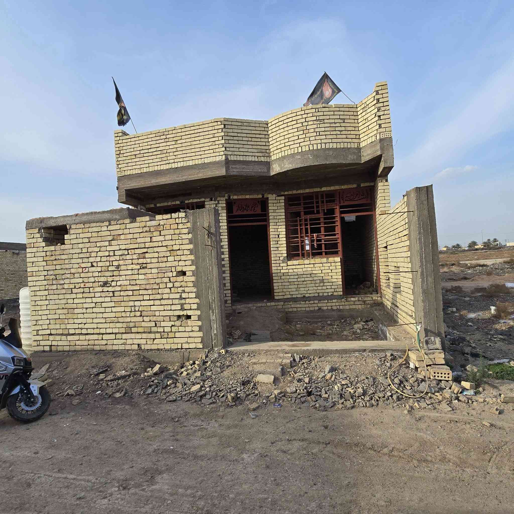 بسبب الوعود الكاذبة اعيد النشر هيكل للبيع زراعي طليطلة سند ٢٥ الفرع الثالث ١٥٠ متر نقد ٤٥ قفل   و اقساط  مقدمة ٣٠ وكل شهر ٥٠٠ الكلي ٥٥
***********
