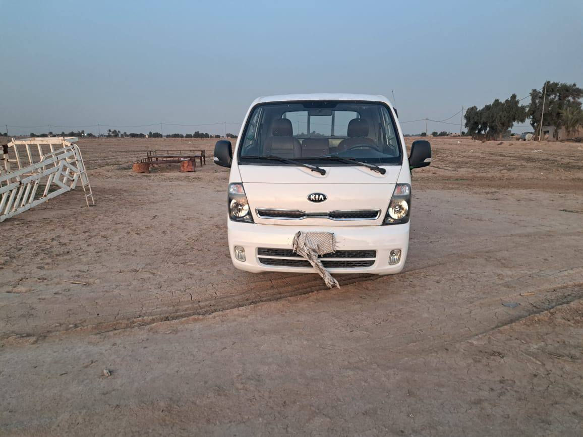 السلام عليكم كيا  بنكو ٢٧٠٠ حمل موديل 2020  رقم  الإنكليزي واسط دولي بسمي سنويه هزوفحص جديد  تريد تحويل تريد وكاله       )تحويل ثاني يوم مشروع وطني             مكفوله كفاله عامه كير محرك كسن  (وضع شركة)                         المكان  بابل  شوملي                                                                    . ماشيه 170        
 ***********بي واستاب 
ملاحضه شرط سونار وضع شركه.                                سياره جديده كارتون جديده                                       ملاحظه سياره واقع حلال من الصوره
