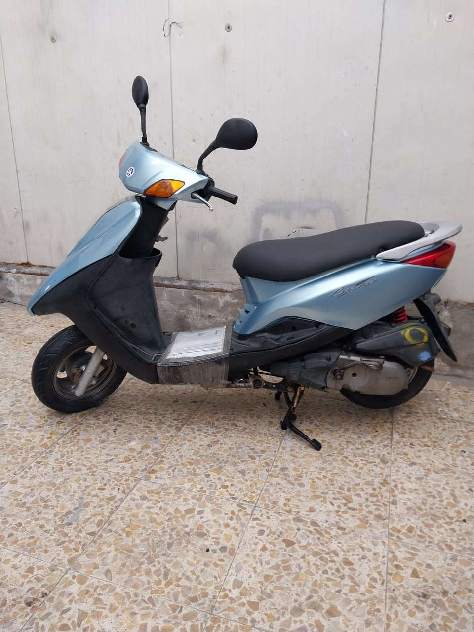 سلام عليكم للبيع بريز ياباني رمبه ماشيه ٣ دراجه جديه كدامك سعر ٥٥٠ مكان بغداد بلديات مكينه مكفوله نتصل *********** نتصل خاص ماكو
