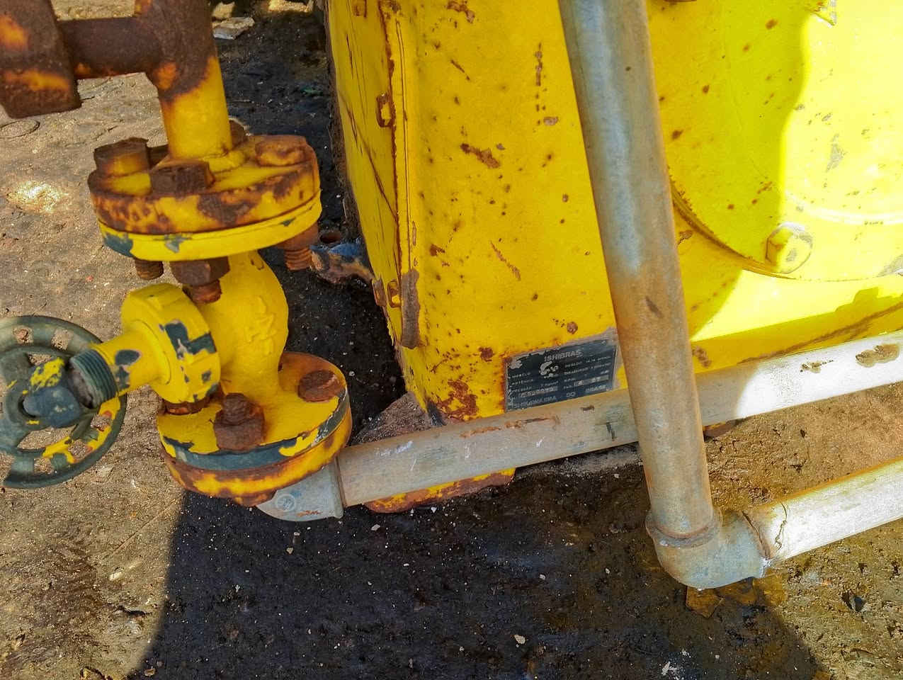 تاروسات عدد2 حجم عملاق مال معامل السعر 10$ورقات بغداد كسره وعطش قاسم أبو الكرينات ***********
