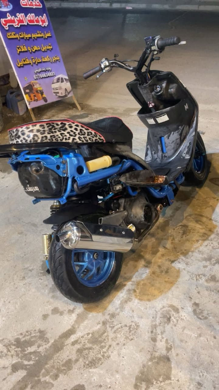 السلام عليكم دراجه ماكس عدله تعمير جديد ما صارلها سبوع كفاله من كلشي ٥٥هاون كلجات جيسو نكره سلف بكل وقت شوته مال ٤ صالنصه قرش  شيال رياضي كشن مال ٤ دراجه ربع ما تصرف عليها كامله مكمله مكاني بغداد البياع رقم ***********
