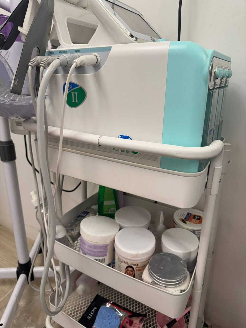 اثاث واجهزه استعمال قليل جديده للبيع الاتصال ***********
