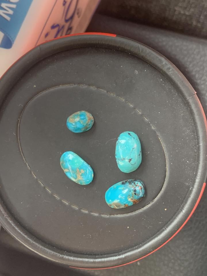 فيروزيات نيشاوبري طبيعي شرط .. السعر مناسب جداً .. الشراي يراسلني حتى ادزله حجم الاحجار والاسعار


**إذا كنت صاحب هذا الإعلان وتريد حذفه لأي سبب، رجاءا أرسل رسالة إلى الدعم الفني**