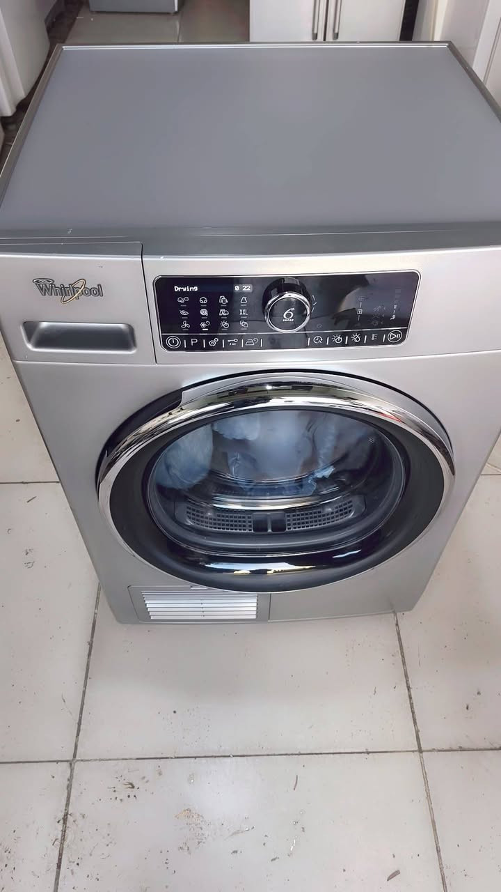 مجففه ملابس ماركه وايرلبول حجم 10 كيلو نظافه 100% مستخدمه كم مره فقط ضمان فحص 3 ايام
السعر 250 الف الشراي يتفضل خاص


**إذا كنت صاحب هذا الإعلان وتريد حذفه لأي سبب، رجاءا أرسل رسالة إلى الدعم الفني**