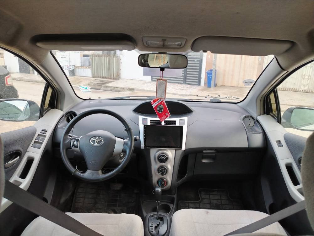 ***********يارس مؤديل2009  تؤماتيك ٣ بارجةي سبوخة جةمبةكي زؤر بجوكي بيشي هةيه فحسو هةزةي نوه گيرو مةكينة بةشةرت بةناو كردن بةشةرت تةقةو رةقةي بةشةرت شاشة ئايبات+ سوكان فؤليرم+ شةغال سيارةكة 100 هةزار خرامةي لةسةرة هةموو گياني بةشةرت مالي دؤستة سحر 72  وةرةقة و مجةل ناونيشان هةولير أربيل, العراق
