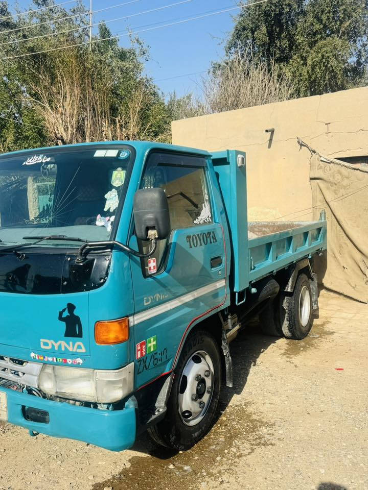 سلام عليكم كنتر قلاب رقم بغداد. ومديل سياره بلادي ما معلايه سياره كفاله عامه من اي شي شاصي مكينه كهربايات كامله تبريد شغال. ويه سويج سعر خاص ومكان بغداد  اي ستفسار علا هاذ رقم ‭0770 071 6051‬
