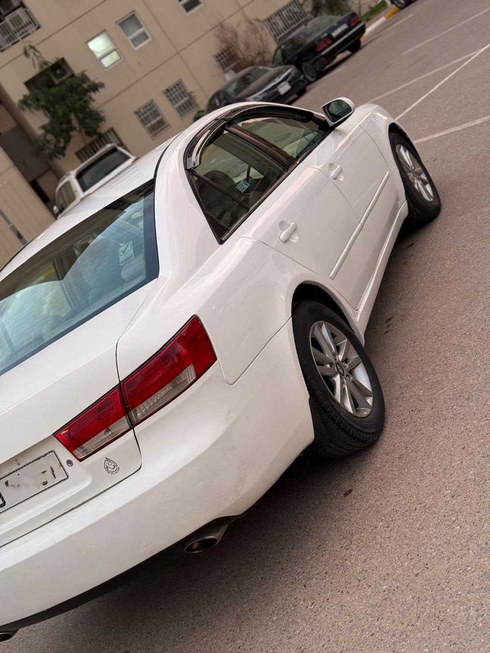 #هيونداي سوناتا 2007 امريكي 
فول مواصفات 
رقم بغداد الدولي مجدد  
🔥🍁🪵🍁🔥
((محرك٦ سلندر بلادي)) 🦾
فتحة شاشة وكامرة وتحكمات 
مصبوغة عام اني اخذت مصبوغة 
عام بس لغود وشواصي حوض مكفولات....

السيارة جاهزة بدون اي نقص سويجات عدد ٢ يعني السيارة كاملة بدون اي نقص 
مكانها بغداد بسماية 
رقم صاحبها 
*********** 
ادخل للبيج بي سيارات معروضه 

🟥سعر ✍️👈🔥في التعليق يتم الرد فورا🔥🫡

🟥سعر $ ✍️👈🔥 لە کۆمێنت بنوسە یەکسەر وەڵام 
دەدەیتەوە🫡
———————————
بيع السيارات :: CARS#
👆👆👆👆
لعرض. سيارتك على الصفحه مراسلتنا واتساب

#للبيع - #سيارات - #معارض  - #معرض - #سياره
