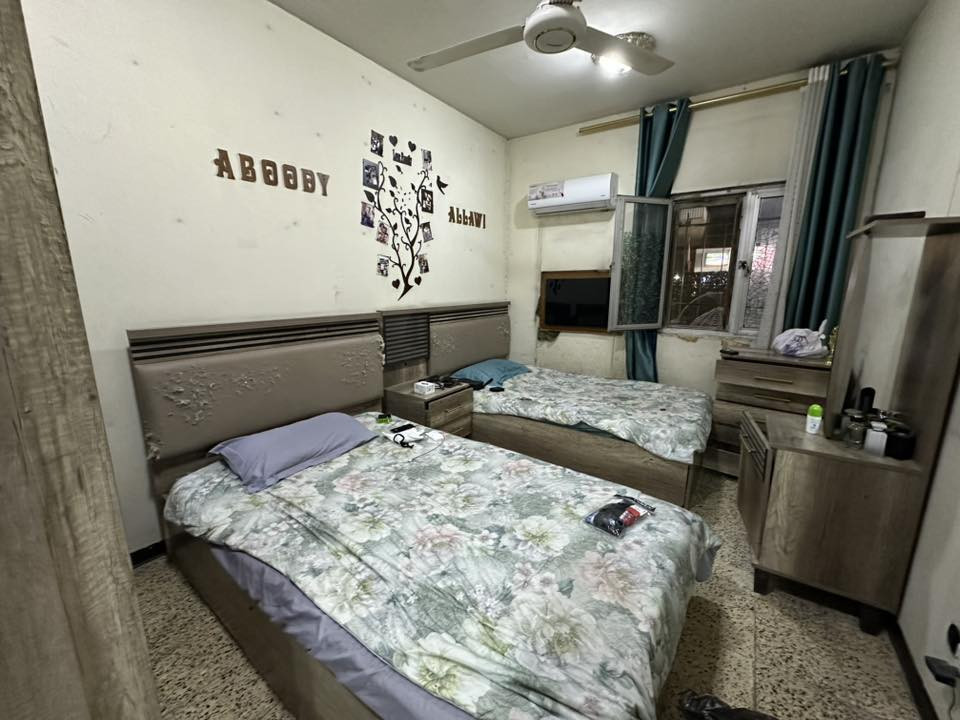 غرفه للبيع ب150 الف
بيها ضرر فقط الحلد ممزق بسبب القطط 
السيديه
***********
