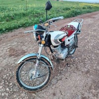 للبيع  تايكر  ما مفتوح السعر ٣٥٠ بي مجال 07811517584 وتريد تراسني خاص