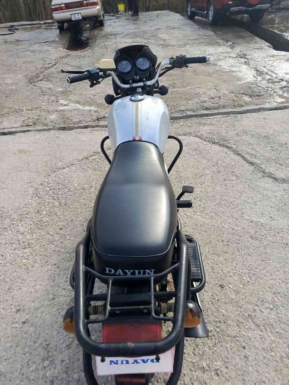 سلام عليكم دراجه دايوان للبيع موديل 2020مكفوله كفاله عامه اوراق اصوليه دراجه نضيفه عنوان واسط الكوت دجيلي الشراي يتصل وبيه خير ويدلل ***********
