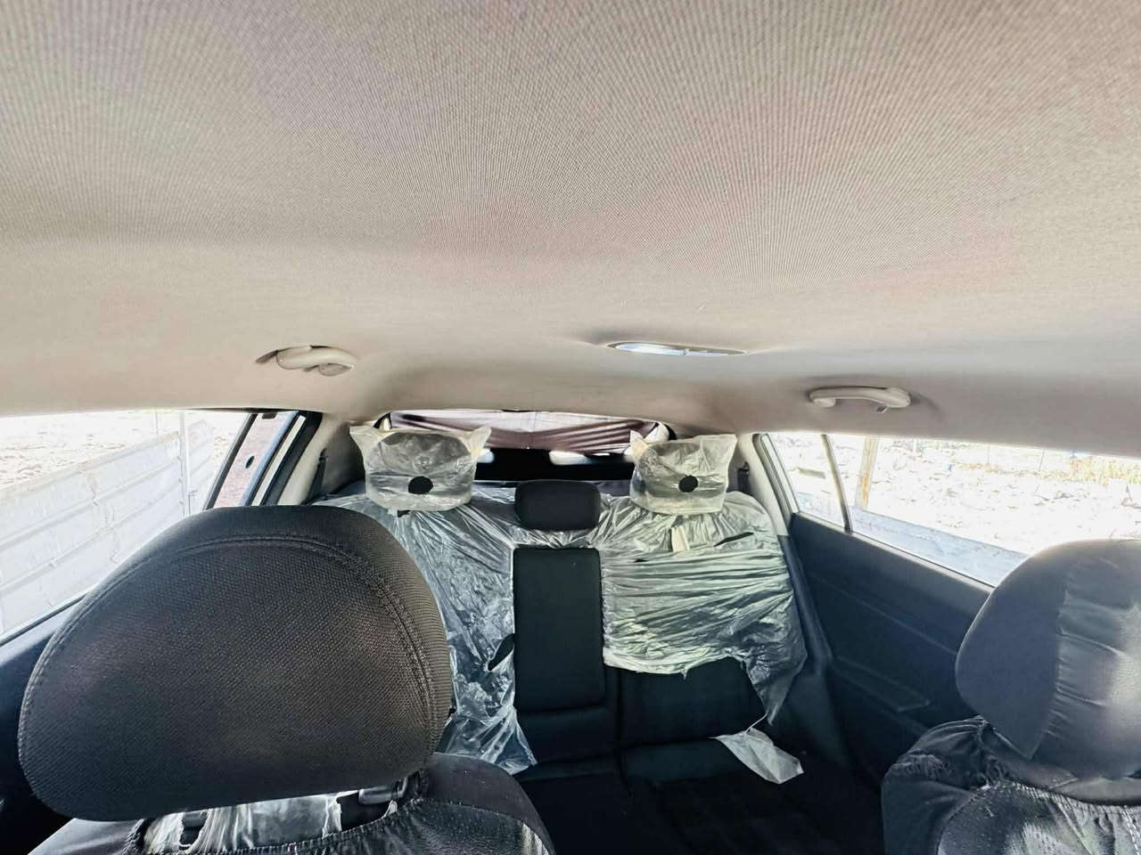 السلام عليكم،
معروض للبيع سبورتج 2012 رقم سليمانية (دولي).
 • الهيكل الخارجي: خالٍ من الحوادث والصبغ.
 • الكهربائيات: شرط بلادي ، كل شيء أصلي وما بيها لا تيب ولا چطل.
 • المحرّك: بيه صوت چكچة خفيفة، صار أكثر من 6 أشهر على هالوضع بدون أي نقص بالزيت ولا ضعف بالعزم، والسيارة طبيعية جدًا ومستقرة.
 • عداد الكيلومترات: 206,000 كم.

📍 مكان السيارة: الديوانية / حي الجزائر
📞 للاتصال: ***********
السعر ١٣٩$
